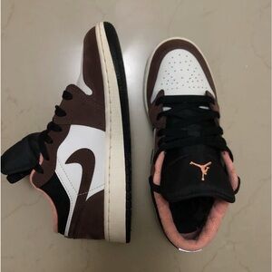 Air Jordan 1 Low GS ‘Light Brown’